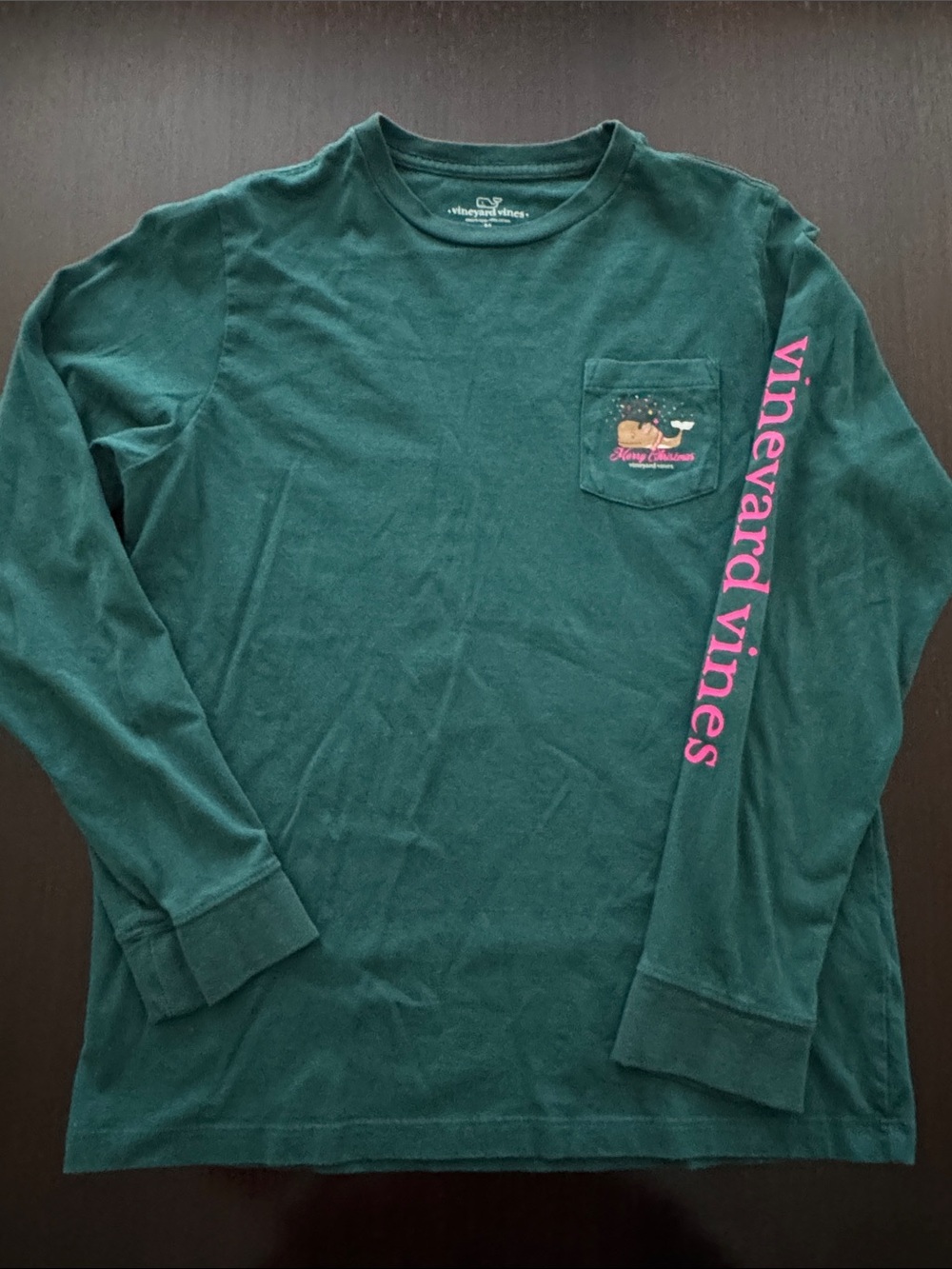 Vineyard Vines Forest Green Long Sleeve Pocket Tee Christmas 🎄 themed